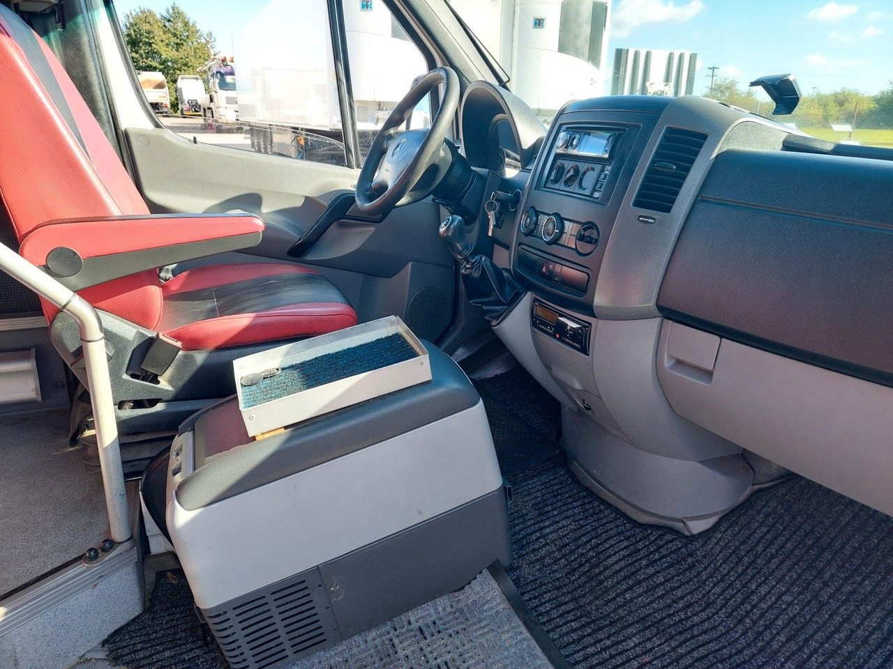 Minibús, Furgoneta de pasajeros Mercedes-Benz Sprinter 519 CDI: foto 12