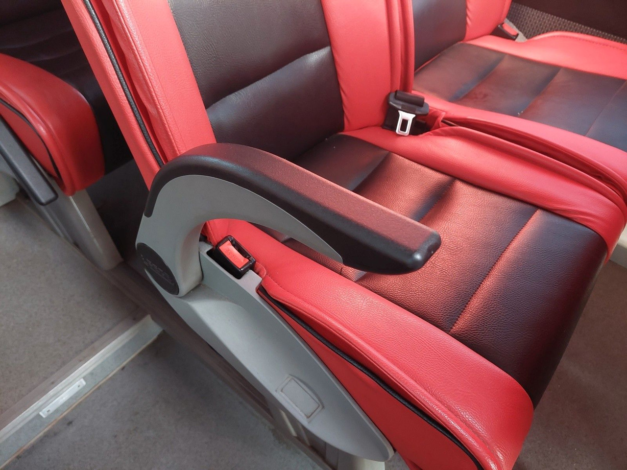 Minibús, Furgoneta de pasajeros Mercedes-Benz Sprinter 519 CDI: foto 16