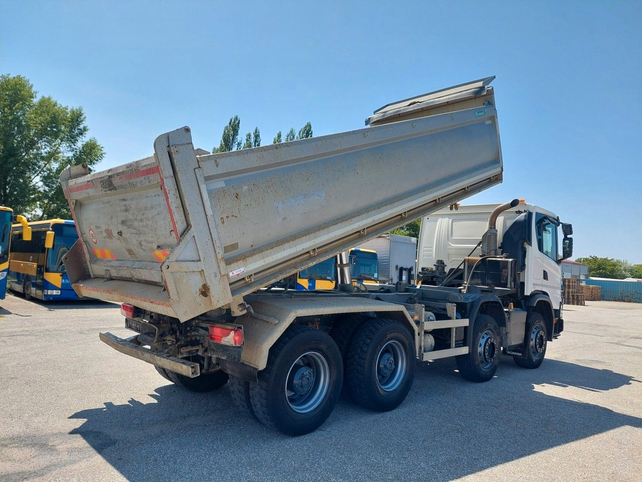 Scania G 450 B8X4HZ 8x4 Bordmatik - Camión volquete: foto 4 Scania G 450 B8X4HZ 8x4 Bordmatik - Camión volquete: foto 4