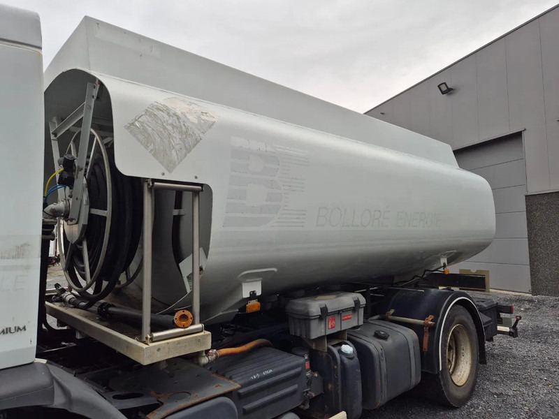 Camión cisterna para transporte de combustible Renault Premium 280 13500L FUEL/CARBURANT - 4 COMP: foto 18