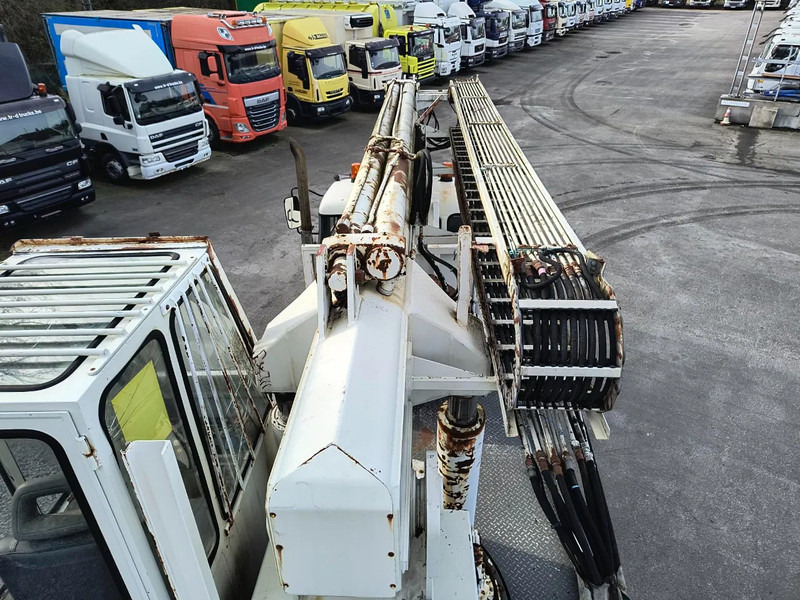 Camión grúa Volvo NL12 420 6x4 CRANE 60T/M - VIDEOS AVAILABLE: foto 15