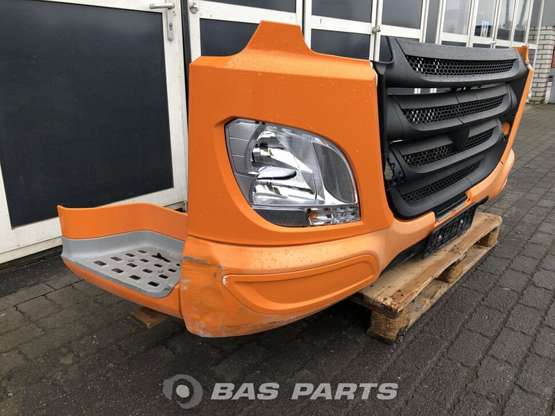 DAF CF Euro 6 Bumper DAF 1857516 - Parachoques para Camión: foto 3 DAF CF Euro 6 Bumper DAF 1857516 - Parachoques para Camión: foto 3