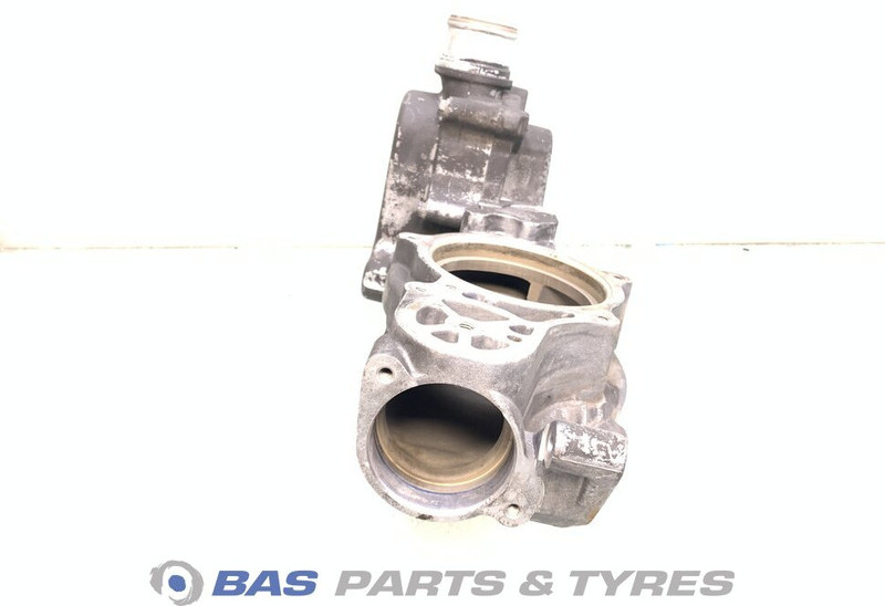 DAF Koelvloeistofpomp DAF 1913604 - Bomba de refrigerante para Camión: foto 5 DAF Koelvloeistofpomp DAF 1913604 - Bomba de refrigerante para Camión: foto 5