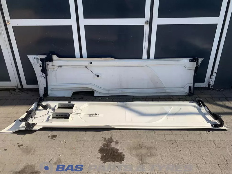 DAF XF106 Sideskirt Set DAF 1903109 - Carrocería y exterior para Camión: foto 4 DAF XF106 Sideskirt Set DAF 1903109 - Carrocería y exterior para Camión: foto 4