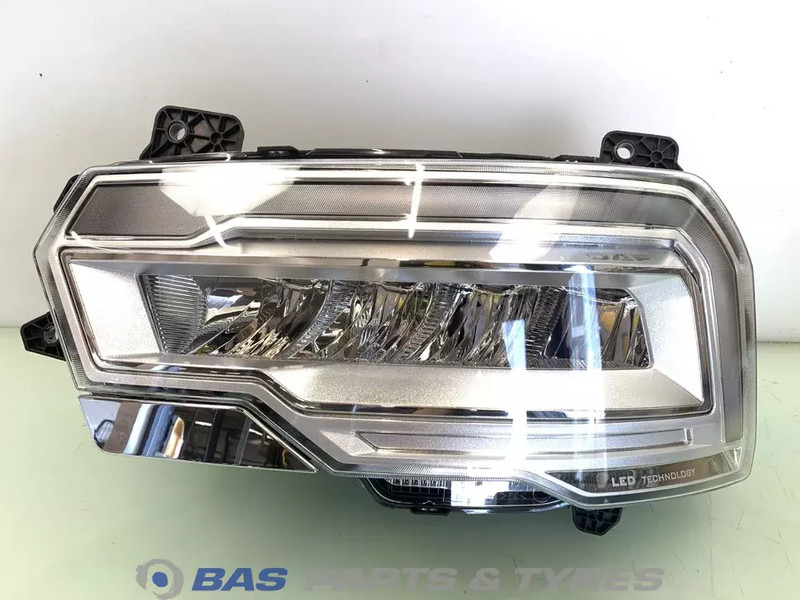 DAF XG - Faro delantero para Camión: foto 1 DAF XG - Faro delantero para Camión: foto 1