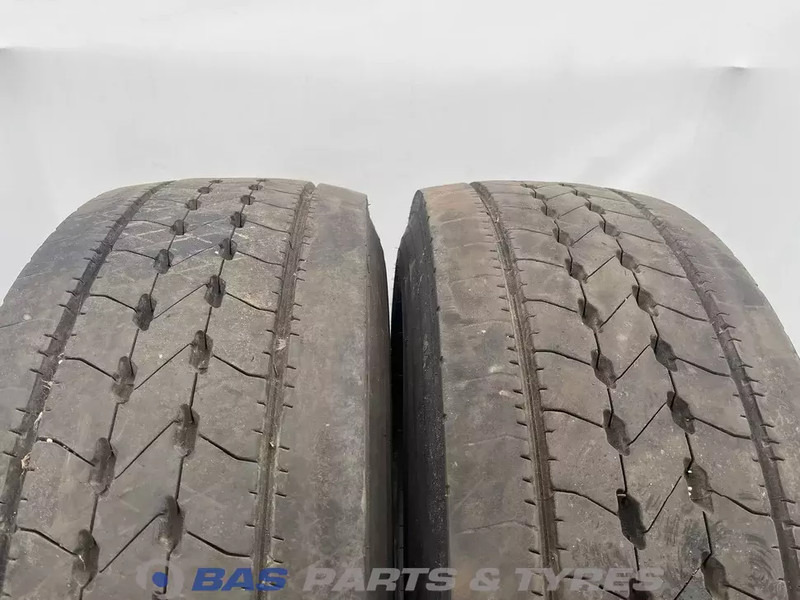 Goodyear Goodyear 315/70R22.5 Kmax S HL G2 156/150 M+S 3PMSF gebruikte set - Neumático para Camión: foto 2 Goodyear Goodyear 315/70R22.5 Kmax S HL G2 156/150 M+S 3PMSF gebruikte set - Neumático para Camión: foto 2