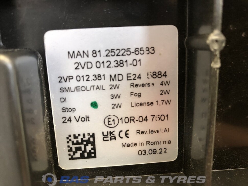 Luz trasera para Camión MAN Achterlicht MAN 81252256563: foto 6 Luz trasera para Camión MAN Achterlicht MAN 81252256563: foto 6