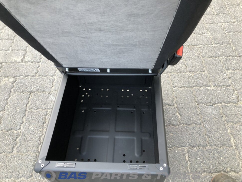 MAN Bijrijdersstoel MAN 81623076550 - Asiento para Camión: foto 5 MAN Bijrijdersstoel MAN 81623076550 - Asiento para Camión: foto 5