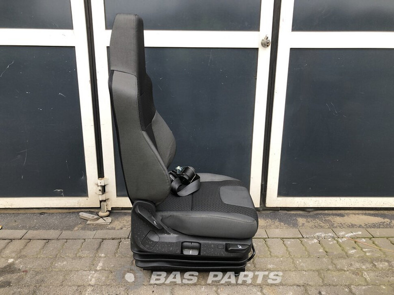 MAN Bijrijdersstoel MAN 81623106394 - Asiento para Camión: foto 4 MAN Bijrijdersstoel MAN 81623106394 - Asiento para Camión: foto 4