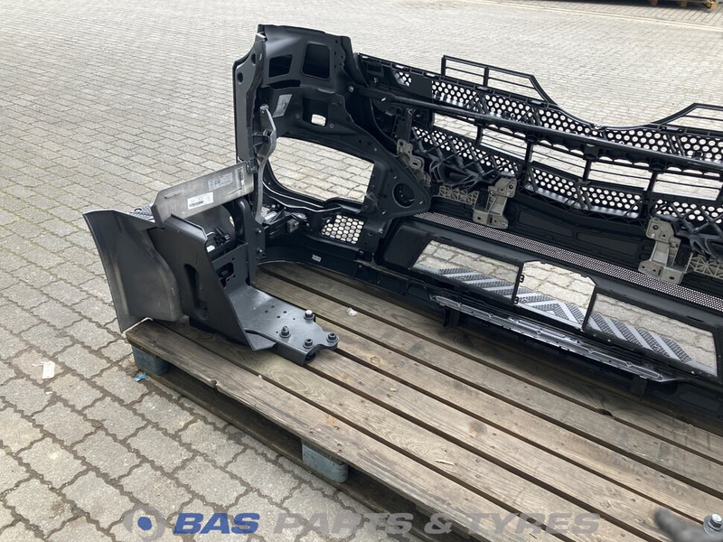 Mercedes-Benz Actros MP4 Bumper Mercedes A 960 880 16 90 - Parachoques para Camión: foto 4 Mercedes-Benz Actros MP4 Bumper Mercedes A 960 880 16 90 - Parachoques para Camión: foto 4