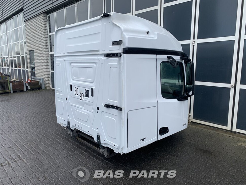 Mercedes-Benz Actros MP4 - Cabina e interior para Camión: foto 3 Mercedes-Benz Actros MP4 - Cabina e interior para Camión: foto 3