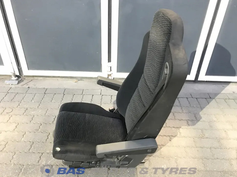 Mercedes-Benz Atego Bestuurdersstoel Mercedes A 967 910 29 01 - Asiento para Camión: foto 2 Mercedes-Benz Atego Bestuurdersstoel Mercedes A 967 910 29 01 - Asiento para Camión: foto 2
