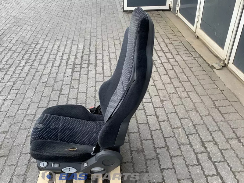 Mercedes-Benz Atego MP2 Stoel Mercedes A 940 910 69 02 - Asiento para Camión: foto 2 Mercedes-Benz Atego MP2 Stoel Mercedes A 940 910 69 02 - Asiento para Camión: foto 2