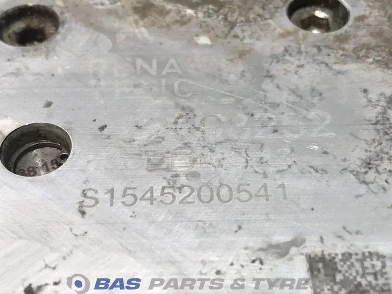 Renault AdBlue pomp Renault 7421679299 - Piezas de recambio para Camión: foto 5 Renault AdBlue pomp Renault 7421679299 - Piezas de recambio para Camión: foto 5