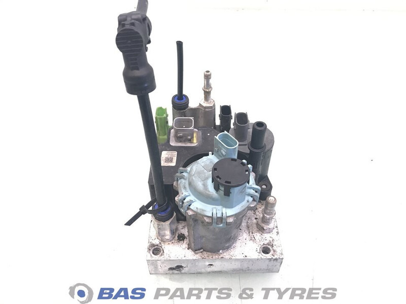 Renault AdBlue pomp Renault 7421679299 - Piezas de recambio para Camión: foto 4 Renault AdBlue pomp Renault 7421679299 - Piezas de recambio para Camión: foto 4