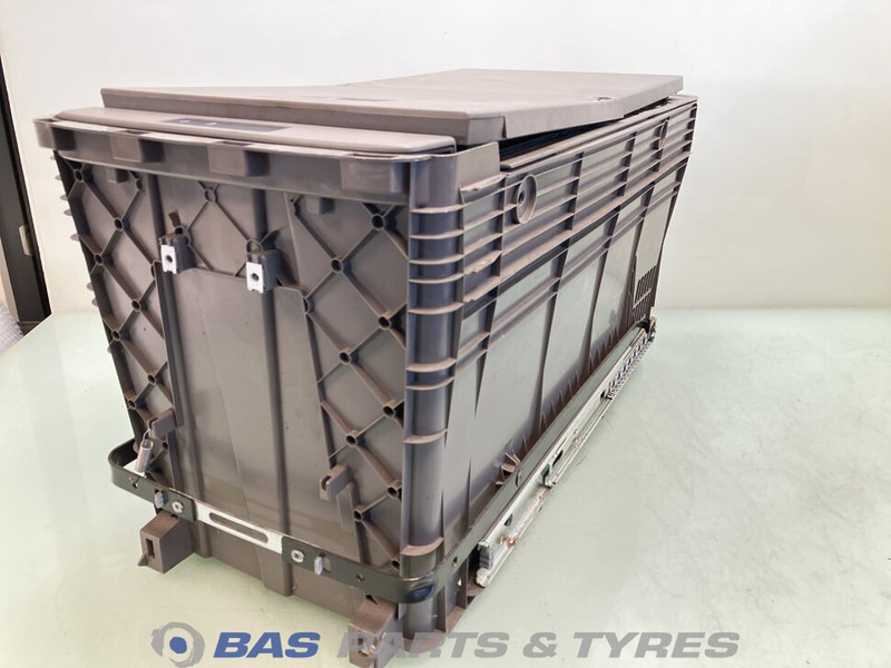 Scania S-Serie NextGen Koelkast Scania 40 Liter 2706575 - Piezas de recambio para Camión: foto 1 Scania S-Serie NextGen Koelkast Scania 40 Liter 2706575 - Piezas de recambio para Camión: foto 1