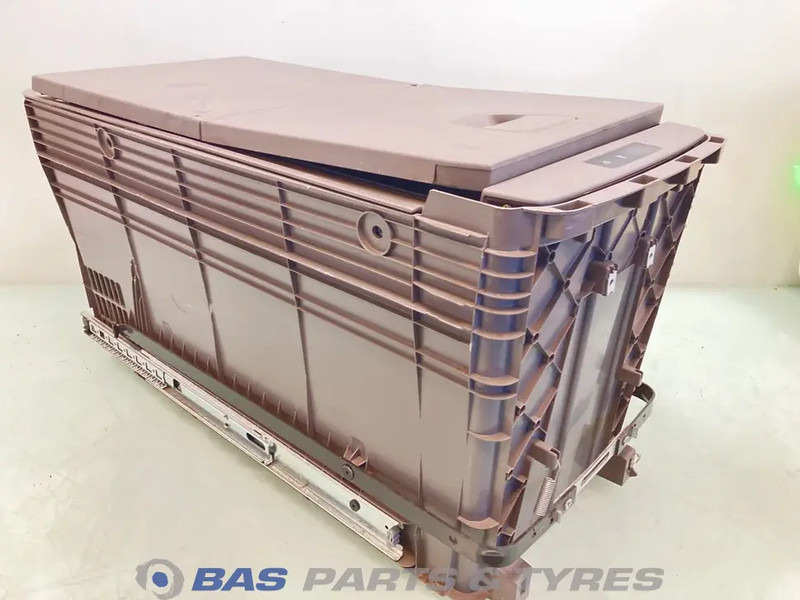 Scania S-Serie NextGen Koelkast Scania 40 Liter 2706575 - Piezas de recambio para Camión: foto 2 Scania S-Serie NextGen Koelkast Scania 40 Liter 2706575 - Piezas de recambio para Camión: foto 2