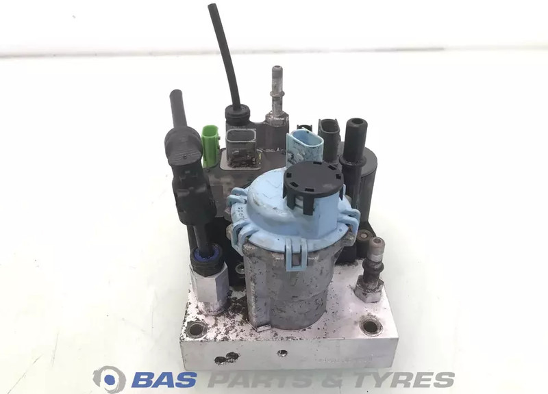 Volvo AdBlue pomp Volvo 21679299 - Piezas de recambio para Camión: foto 4 Volvo AdBlue pomp Volvo 21679299 - Piezas de recambio para Camión: foto 4