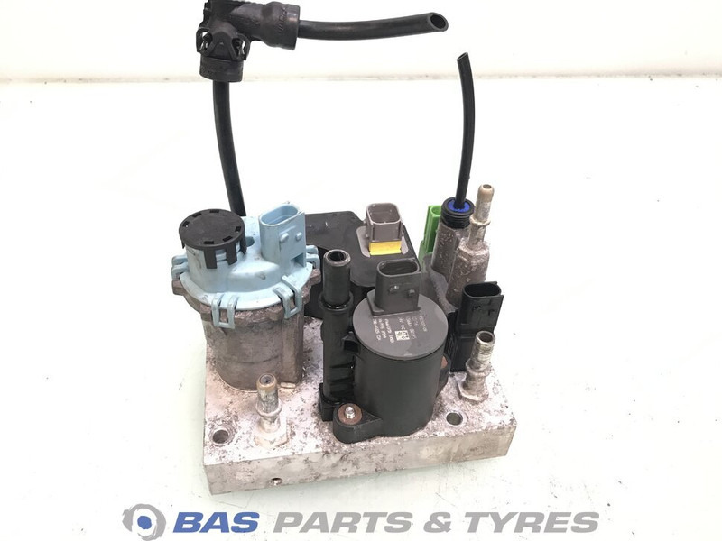 Volvo AdBlue pomp Volvo 21679299 - Piezas de recambio para Camión: foto 1 Volvo AdBlue pomp Volvo 21679299 - Piezas de recambio para Camión: foto 1