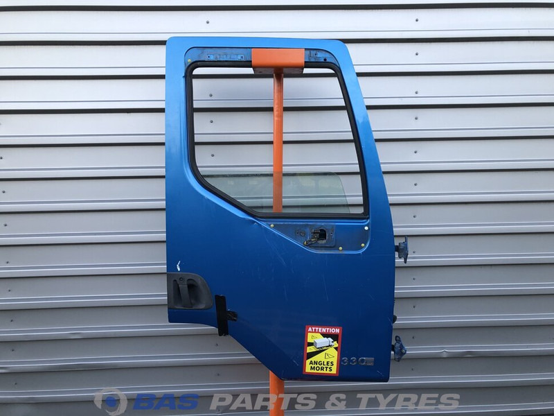 Renault Portier Renault 7420832787 - Puerta y piezas para Camión: foto 1 Renault Portier Renault 7420832787 - Puerta y piezas para Camión: foto 1