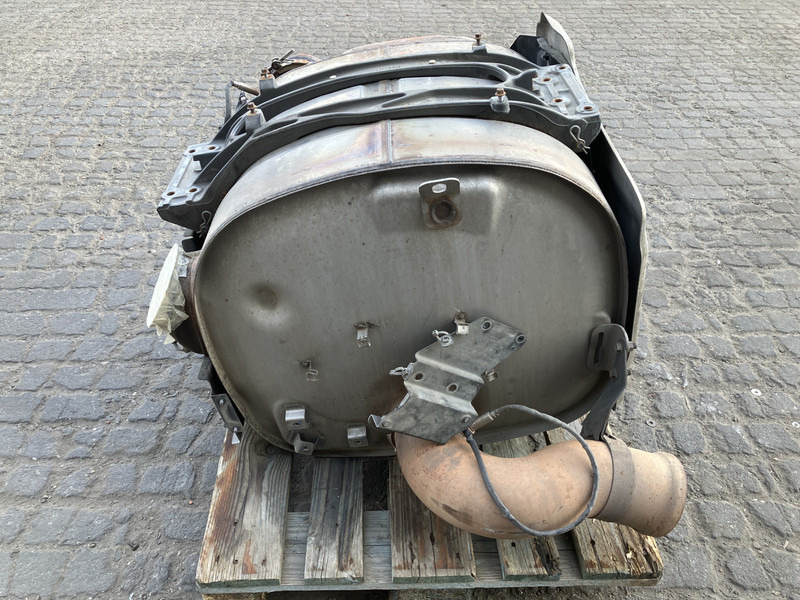 Renault Uitlaatdemper Renault 7422495990 - Silenciador para Camión: foto 3 Renault Uitlaatdemper Renault 7422495990 - Silenciador para Camión: foto 3