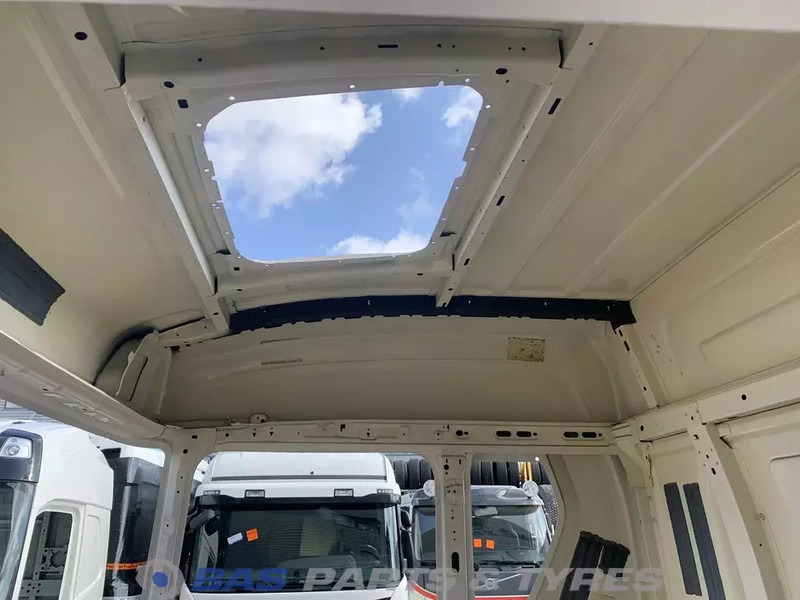 Scania P-Serie NextGen Scania CP-20 Normal L3H2 2047000 - Cabina e interior para Camión: foto 5 Scania P-Serie NextGen Scania CP-20 Normal L3H2 2047000 - Cabina e interior para Camión: foto 5