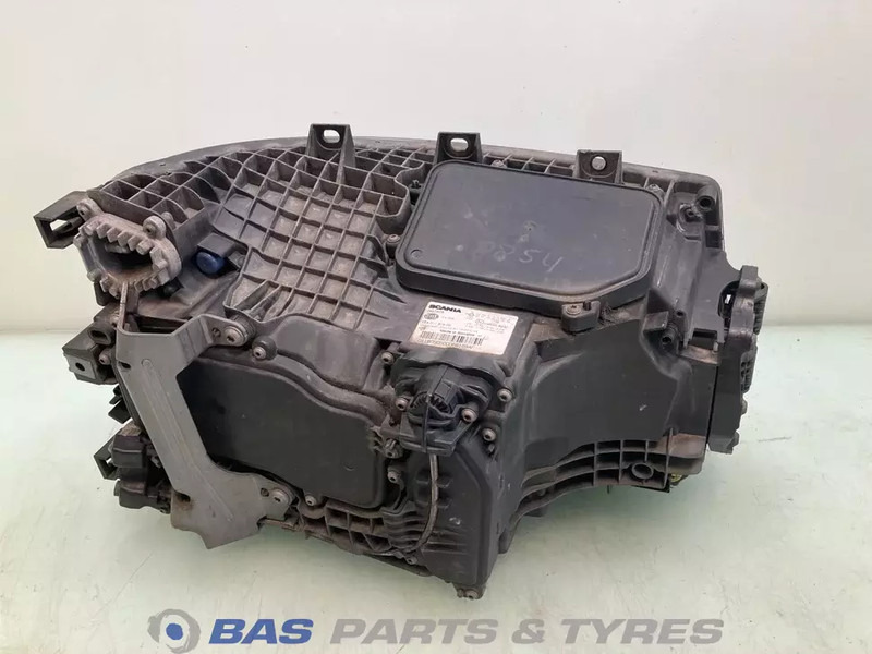 Scania - Faro delantero para Camión: foto 2 Scania - Faro delantero para Camión: foto 2