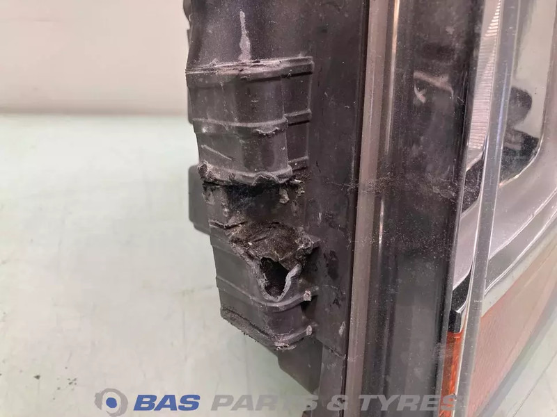 Scania - Faro delantero para Camión: foto 4 Scania - Faro delantero para Camión: foto 4