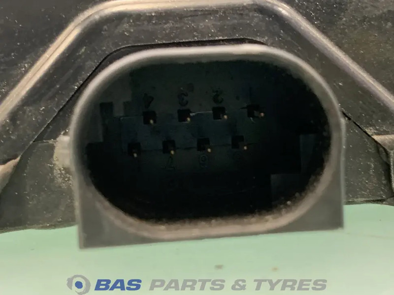 Volvo FH4 Regeleenheid Botswaarschuwing Volvo 21719200 - Luz/ Iluminación para Camión: foto 2 Volvo FH4 Regeleenheid Botswaarschuwing Volvo 21719200 - Luz/ Iluminación para Camión: foto 2