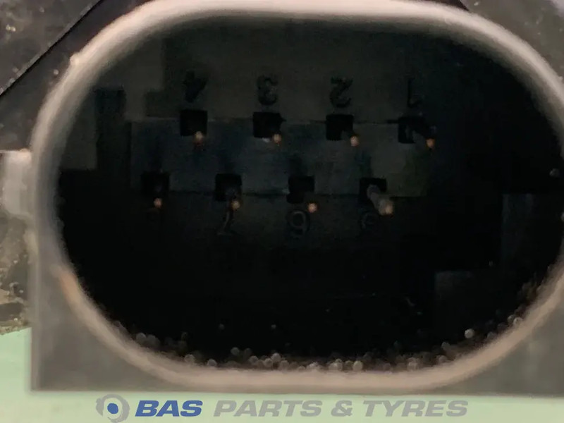 Volvo FH4 Regeleenheid Botswaarschuwing Volvo 21719200 - Luz/ Iluminación para Camión: foto 2 Volvo FH4 Regeleenheid Botswaarschuwing Volvo 21719200 - Luz/ Iluminación para Camión: foto 2