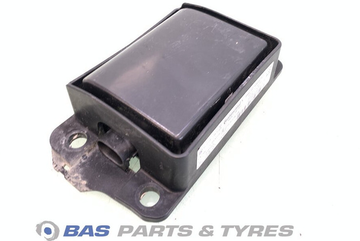 Volvo FH4 Regeleenheid Botswaarschuwing Volvo 21719200 - Luz/ Iluminación para Camión: foto 1 Volvo FH4 Regeleenheid Botswaarschuwing Volvo 21719200 - Luz/ Iluminación para Camión: foto 1