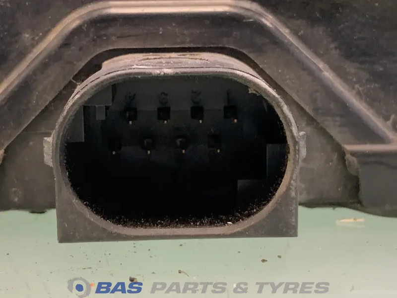 Volvo FH4 Regeleenheid Botswaarschuwing Volvo 21719200 - Luz/ Iluminación para Camión: foto 2 Volvo FH4 Regeleenheid Botswaarschuwing Volvo 21719200 - Luz/ Iluminación para Camión: foto 2