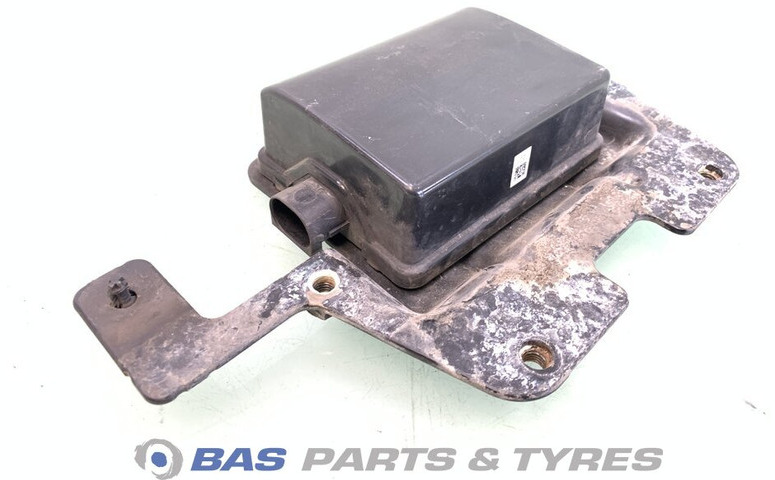 Volvo FH4 Regeleenheid Botswaarschuwing Volvo 21719200 - Luz/ Iluminación para Camión: foto 1 Volvo FH4 Regeleenheid Botswaarschuwing Volvo 21719200 - Luz/ Iluminación para Camión: foto 1