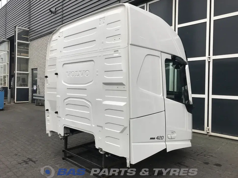 Volvo FH4 Volvo Globetrotter L2H2 82219166 - Cabina e interior para Camión: foto 4 Volvo FH4 Volvo Globetrotter L2H2 82219166 - Cabina e interior para Camión: foto 4