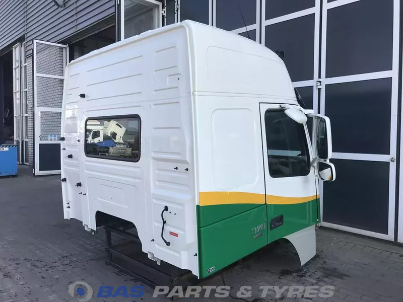 Volvo FM4 Volvo Globetrotter L2H2 3980267 - Cabina e interior para Camión: foto 4 Volvo FM4 Volvo Globetrotter L2H2 3980267 - Cabina e interior para Camión: foto 4