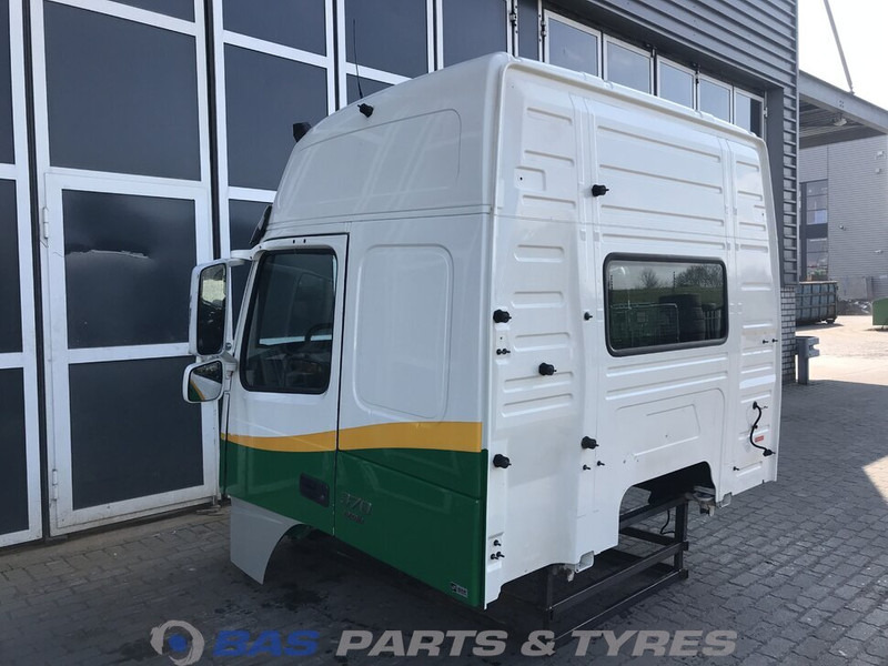 Volvo FM4 Volvo Globetrotter L2H2 3980267 - Cabina e interior para Camión: foto 3 Volvo FM4 Volvo Globetrotter L2H2 3980267 - Cabina e interior para Camión: foto 3