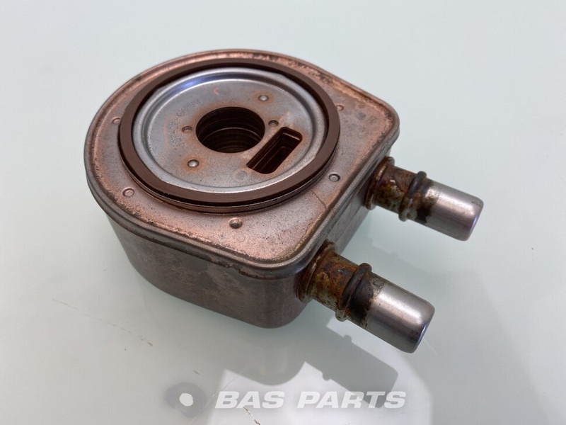 Volvo Oliekoeler Volvo 21360064 - Enfriador de aceite para Camión: foto 2 Volvo Oliekoeler Volvo 21360064 - Enfriador de aceite para Camión: foto 2