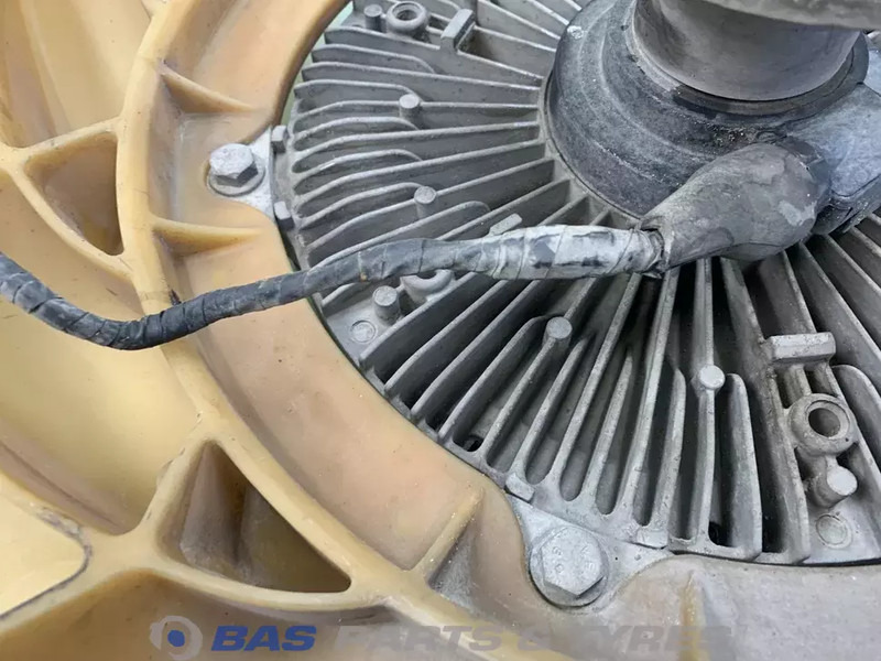 Volvo Ventilator Volvo 22075224 - Ventilador para Camión: foto 3 Volvo Ventilator Volvo 22075224 - Ventilador para Camión: foto 3