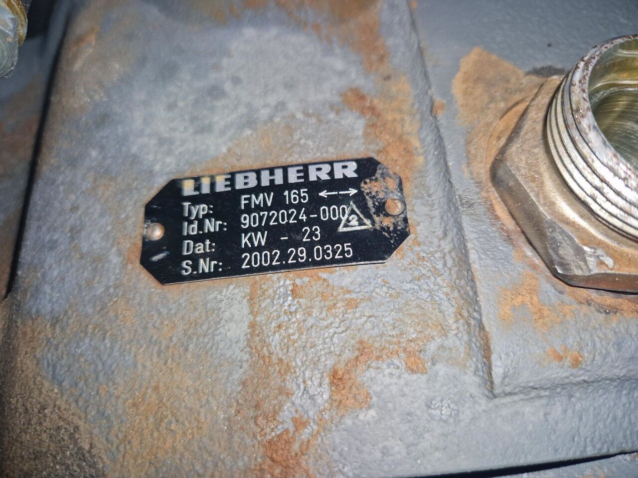 MOTOR DE TRASLACION PARA LIEBHERR R964B FMV165  - Motor hidráulico para Maquinaria de construcción: foto 2 MOTOR DE TRASLACION PARA LIEBHERR R964B FMV165  - Motor hidráulico para Maquinaria de construcción: foto 2