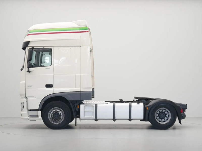 DAF XF 480 FT, Super Space Cab - Cabeza tractora: foto 2 DAF XF 480 FT, Super Space Cab - Cabeza tractora: foto 2