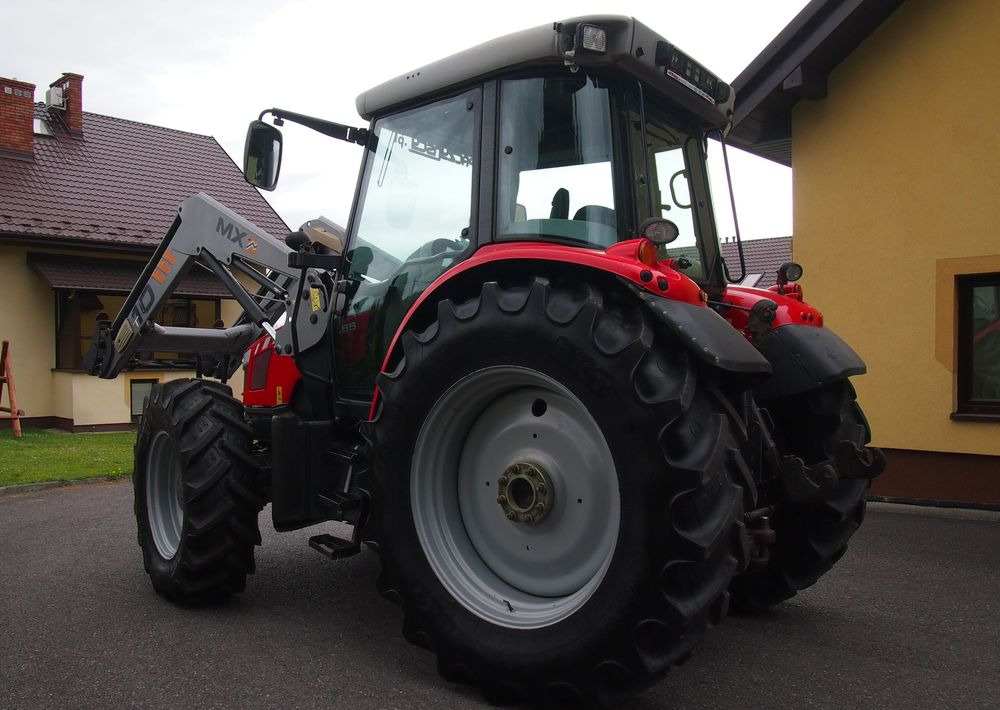 Leasing de  Ciągnik Massey Ferguson MF 6455 Dyna6 2013 Ciągnik rolniczy Massey Ferguson z Ładowaczem i TUZ-em Ciągnik Massey Ferguson MF 6455 Dyna6 2013 Ciągnik rolniczy Massey Ferguson z Ładowaczem i TUZ-em: foto 8