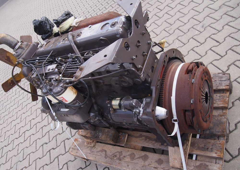 Części do Ciągnika Massey Ferguson MF 3000 Silnik 6 cylindrowy Perkins A6.354
Ciśnienie oleju na wolnych obrotach 4bary - Motor para Maquinaria agrícola: foto 1 Części do Ciągnika Massey Ferguson MF 3000 Silnik 6 cylindrowy Perkins A6.354
Ciśnienie oleju na wolnych obrotach 4bary - Motor para Maquinaria agrícola: foto 1
