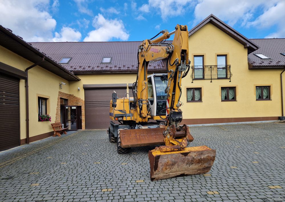 Koparka kołowa Liebherr A311 2008 Liebherr - Excavadora de ruedas: foto 3 Koparka kołowa Liebherr A311 2008 Liebherr - Excavadora de ruedas: foto 3