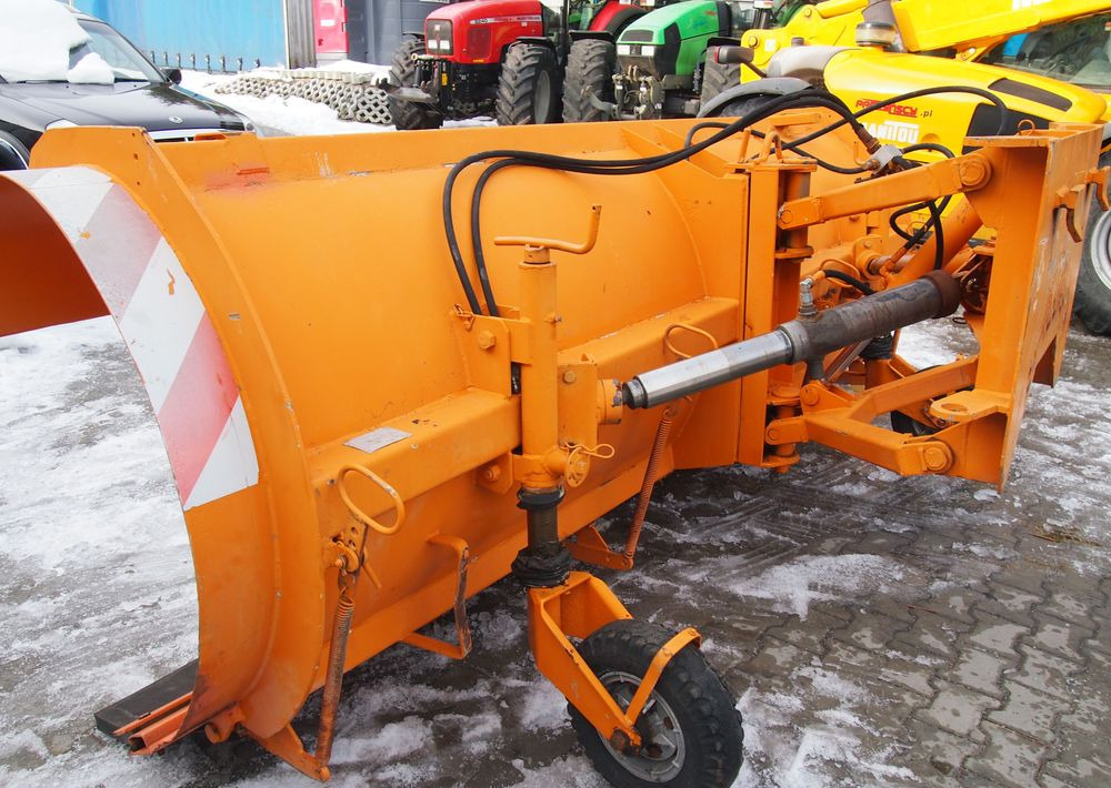 Pług do śniegu nn 2005 Skosowany obustronnie hydraulicznie - Cuchilla quitanieves: foto 2 Pług do śniegu nn 2005 Skosowany obustronnie hydraulicznie - Cuchilla quitanieves: foto 2