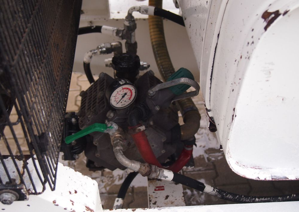 Bomba de hormigon estacionaria Pompa do betonu Mecbo Cartrack P4,65 APV 70bar 2009 Pompa do betonu MECBO P4,65 na gąsienicach: foto 9