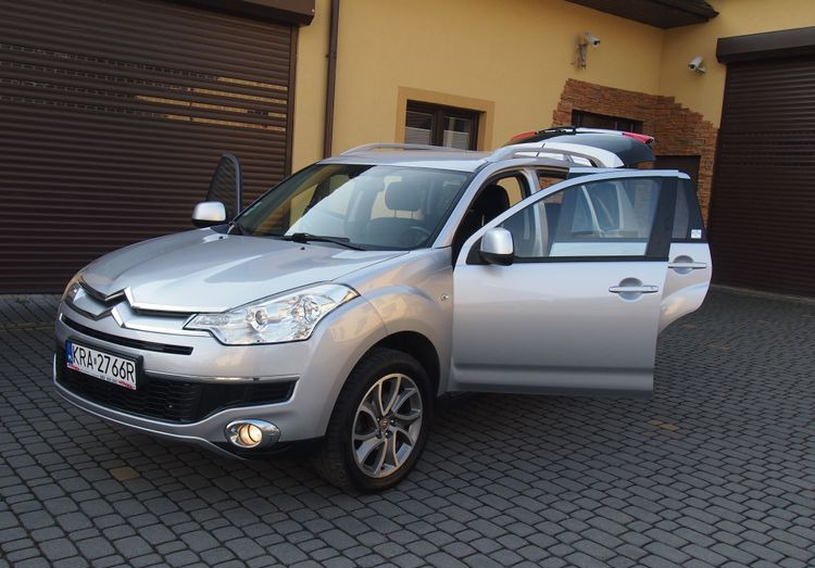 Samochód Citroen C-Crosser 2.2 HDI 2010 Samochód osobowy SUW 4x4 - Coche: foto 1 Samochód Citroen C-Crosser 2.2 HDI 2010 Samochód osobowy SUW 4x4 - Coche: foto 1