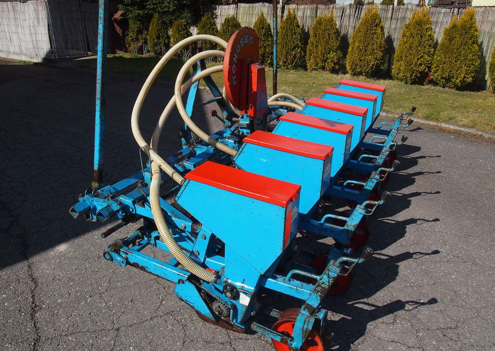 Siewnik Monosem do kukurydzy ,buraków i słonecznika - Sembradora de precisión: foto 4 Siewnik Monosem do kukurydzy ,buraków i słonecznika - Sembradora de precisión: foto 4