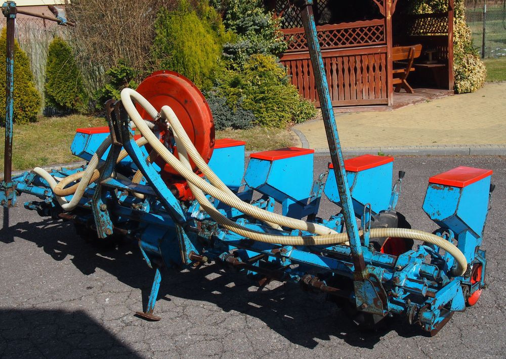 Siewnik Monosem do kukurydzy ,buraków i słonecznika - Sembradora de precisión: foto 2 Siewnik Monosem do kukurydzy ,buraków i słonecznika - Sembradora de precisión: foto 2