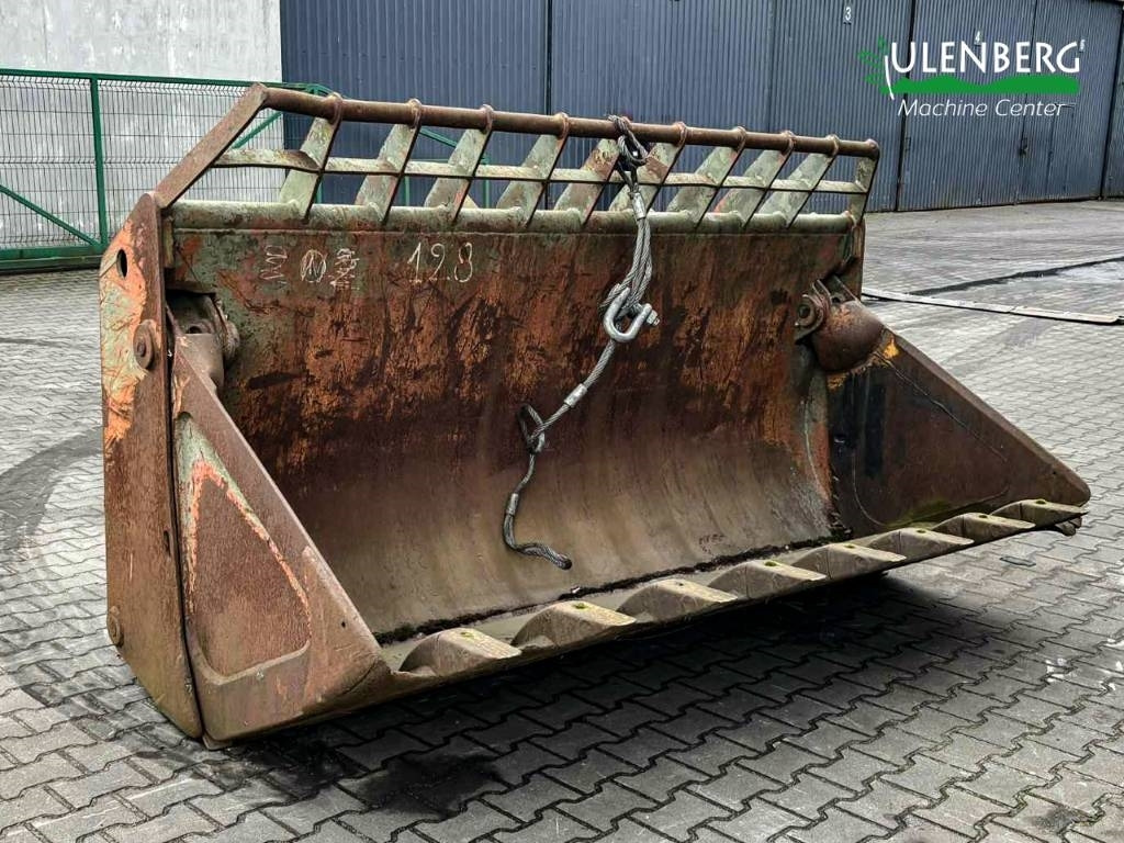 Lyzka rozwiena do ladowarki lub koparkoladowarki V - Cazo para Maquinaria de construcción: foto 3 Lyzka rozwiena do ladowarki lub koparkoladowarki V - Cazo para Maquinaria de construcción: foto 3