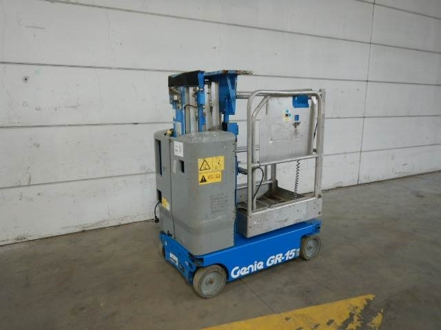 Genie GR15 - Plataforma de mástil vertical: foto 4 Genie GR15 - Plataforma de mástil vertical: foto 4
